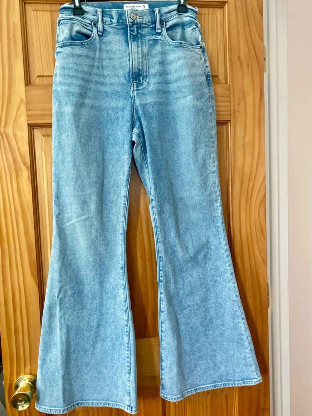 Abercrombie & Fitch Ultra High Rise Flare Jeans 29/8S Light Wash Boho Y2K